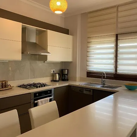 3 Bedroom Flat 500m Walking Distance To The Beach In Yahsi With Terrace Ortakentyahşi